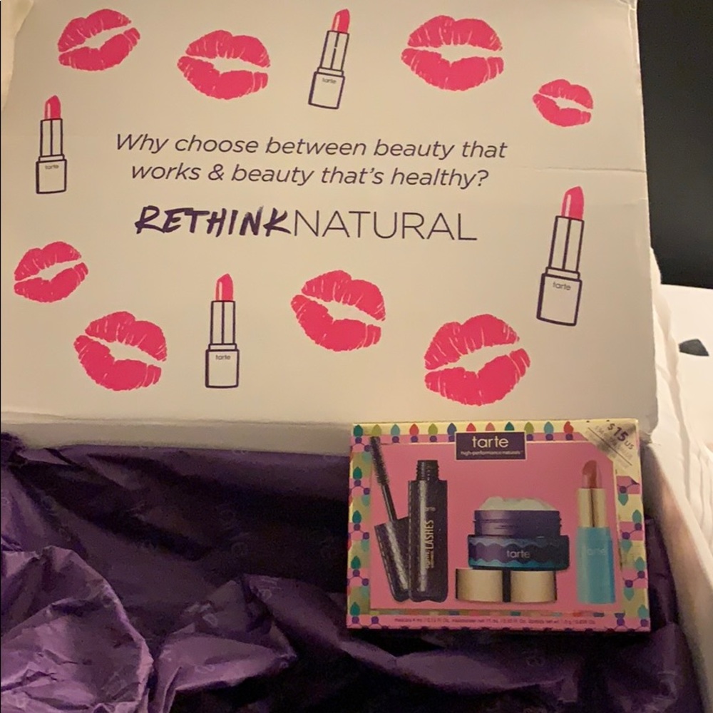 🎁💯🆕Tarte girl boss goodies skin & color set